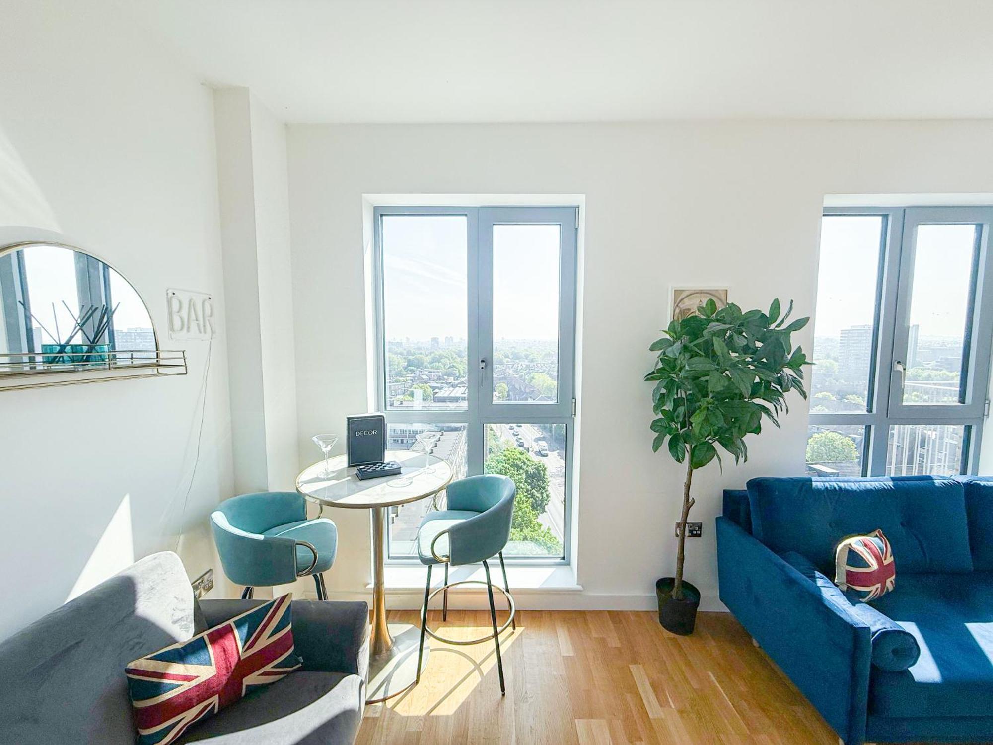 Apartment Lux 3-bedrooms Penthouse With Private Terrace & Balcony In Battersea *