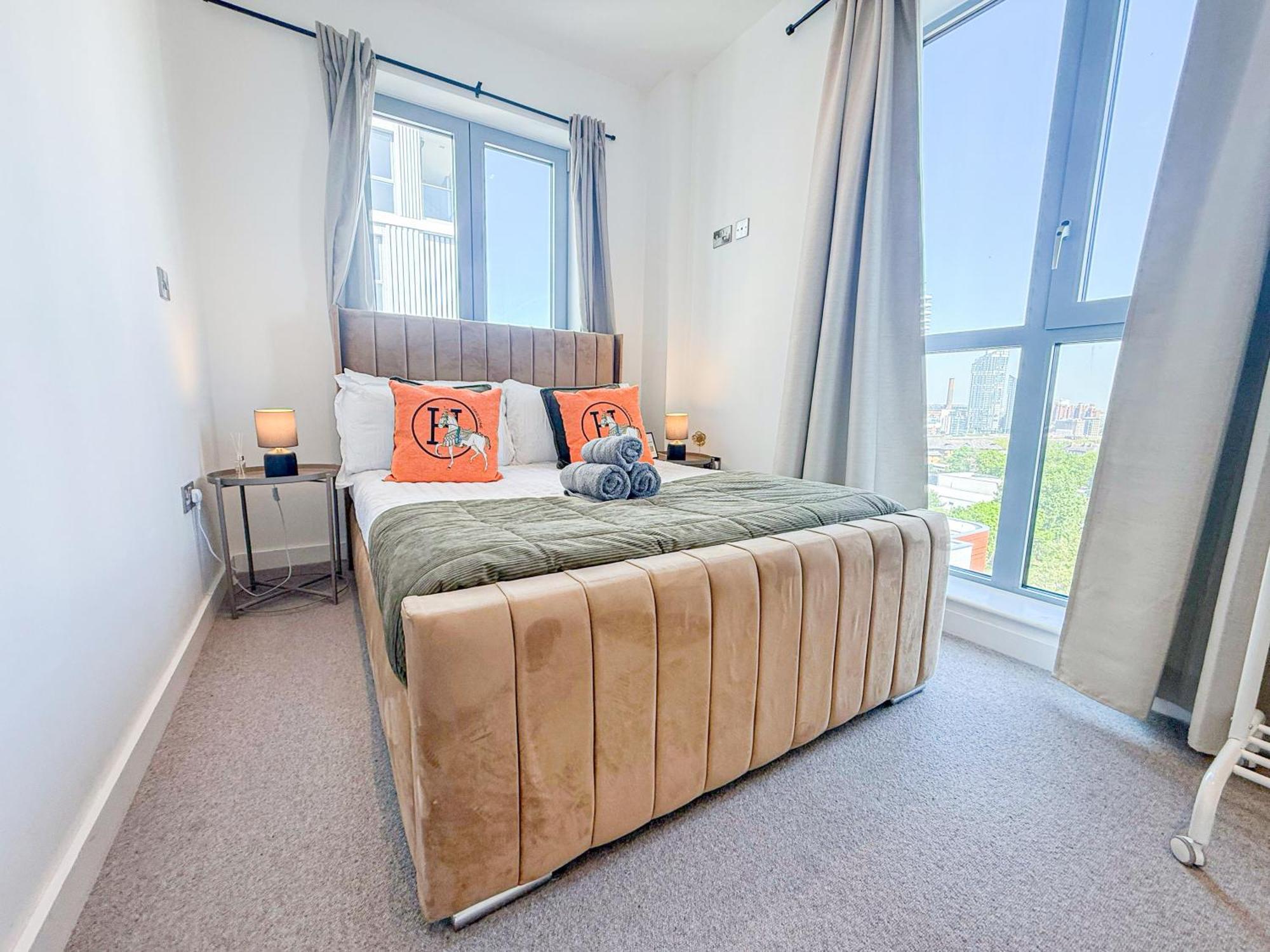 Lux 3-bedrooms Penthouse With Private Terrace & Balcony In Battersea Apartment London